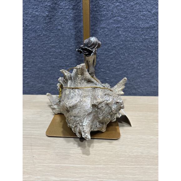 Mermaid on Seashell Resin Statue Figurine Nautical Decor 6.5" - Picture 4 of 7